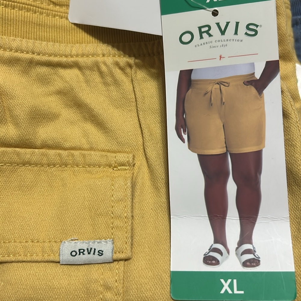 Orvis Women's Yellow Shorts size XL NWT